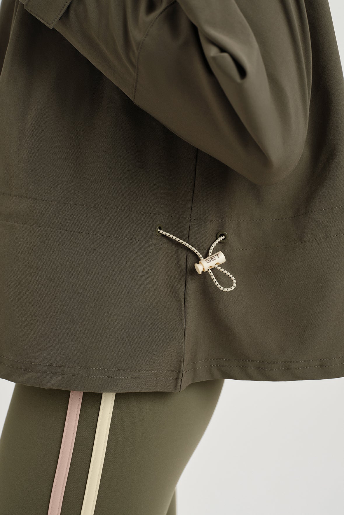 NYLON DUET CINCHED WINDBREAKER - SEDONA - Image 7