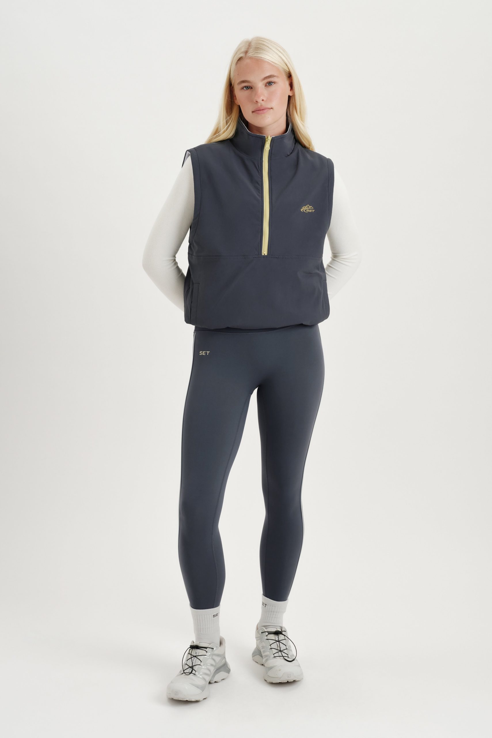 MICROFLEECE/NYLON DUET REVERSIBLE VEST - HIMALAYA - Image 3