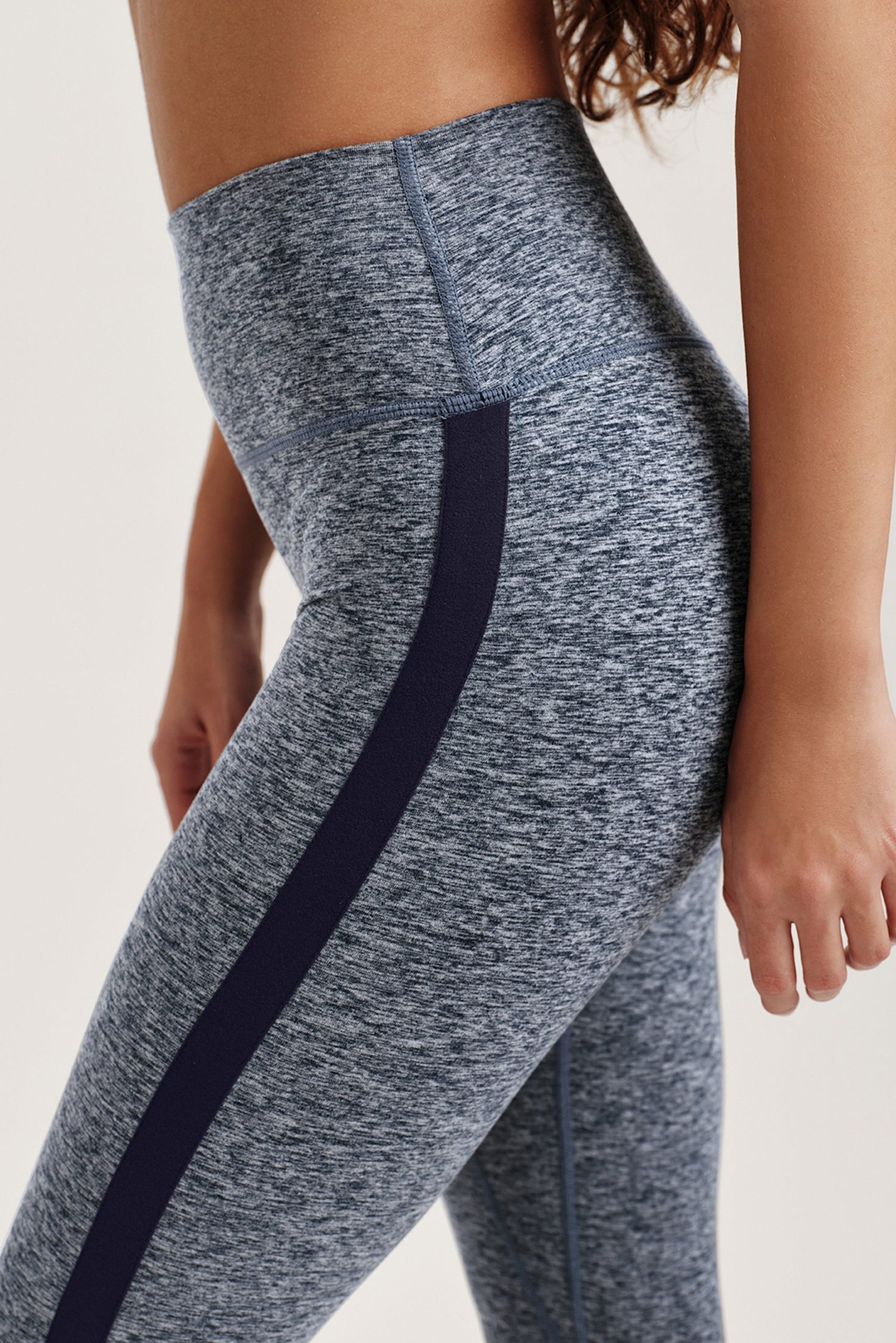 FORMCLOUD? CLOUD LINE LEGGINGS - TETHER - Image 5