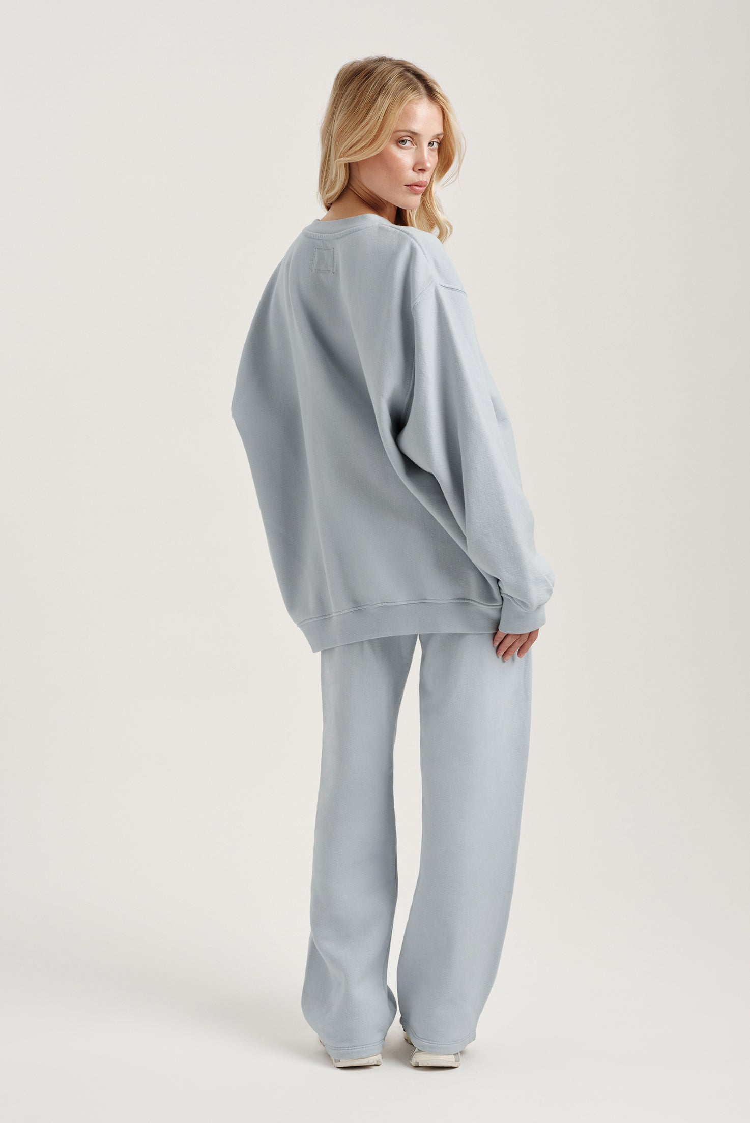MIDWEIGHT SWEATS STAPLE SET CREWNECK - BLUSH - Image 4