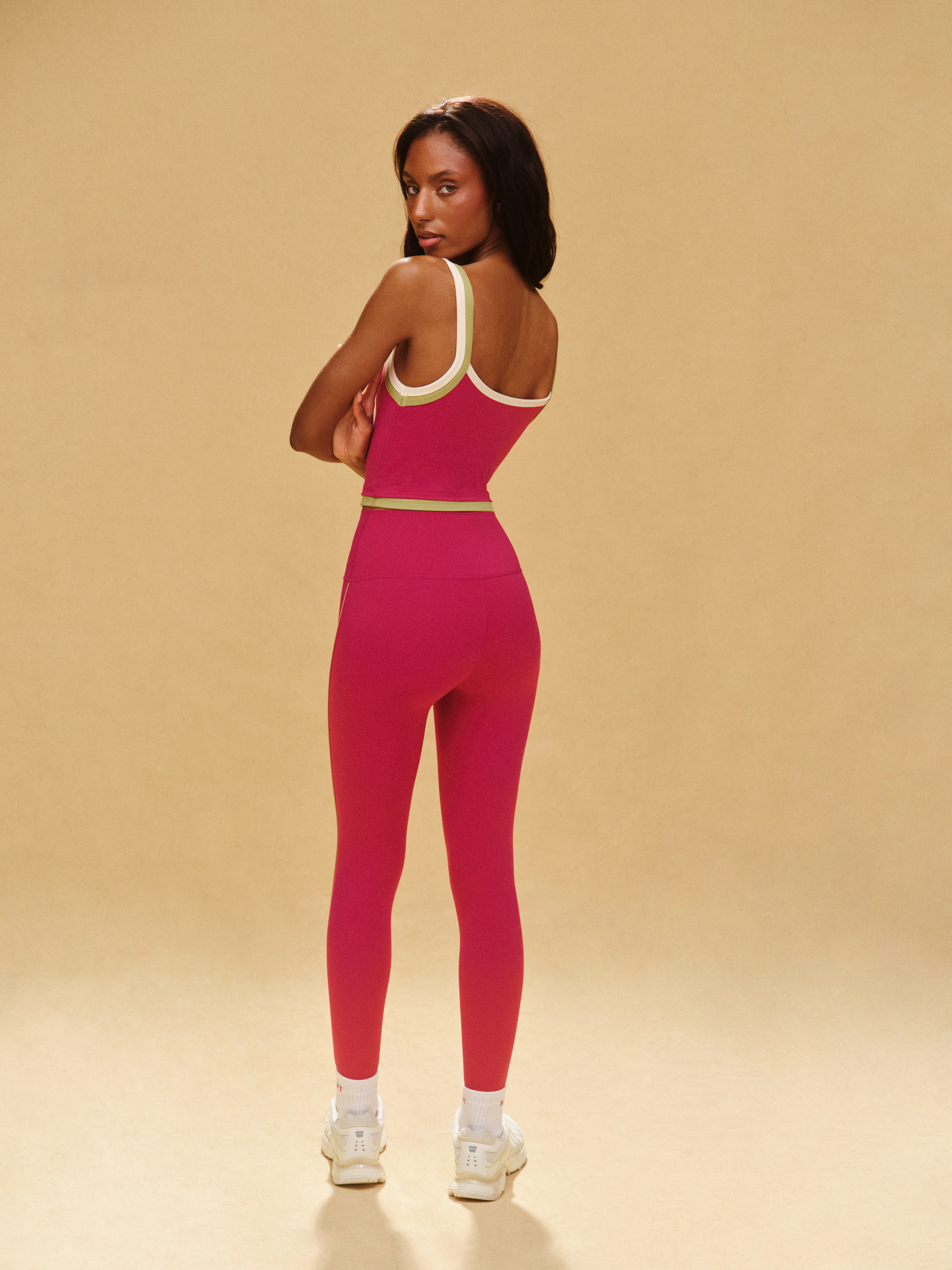 BREATHE 1.0 CONTRAST DOUBLE STRAP TANK - HIBISCUS - Image 3