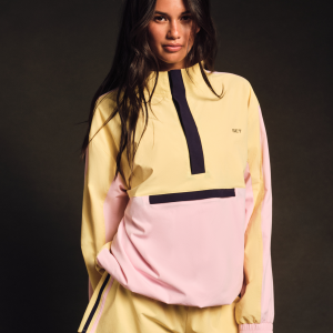 NYLON TRACK 90'S PULLOVER - TAFFY