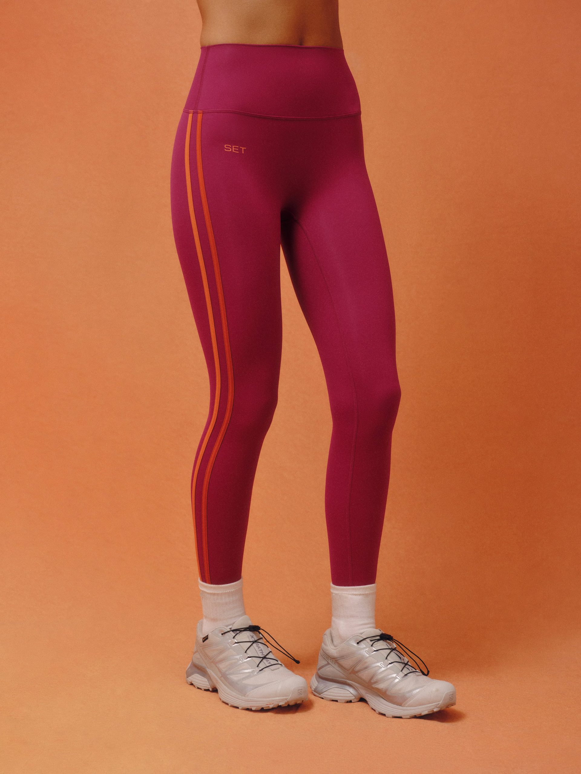 AERALINE? BREATHE DUO STRIPE LEGGINGS - HEATWAVE - Image 2