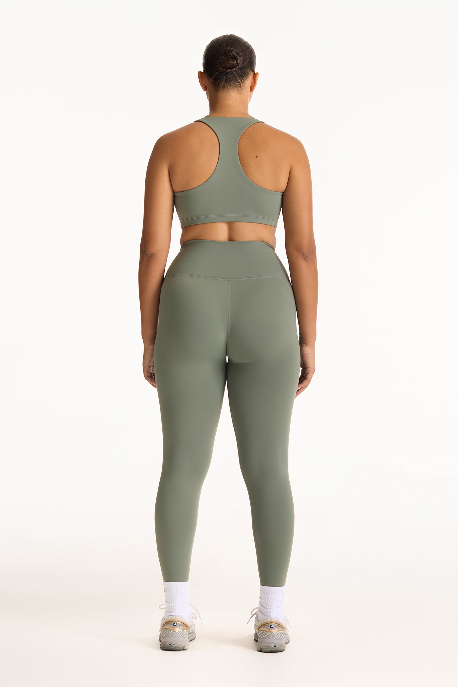 SPORTBODY? SPORTY HIGH-RISE LEGGINGS - KELP - Image 4
