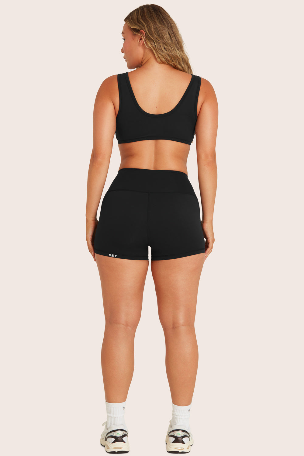 BREATHE 1.0 MINI SHORTS - ONYX - Image 5
